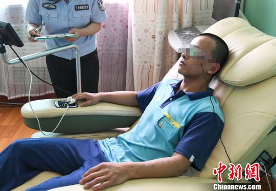 山西省戒毒管理局下屬共有13個(gè)戒毒場(chǎng)所和一個(gè)涉毒病殘所(山西省戒毒康復(fù)醫(yī)院)籌建處，其中省屬戒毒所9個(gè)，市屬戒毒所4個(gè)?！⊥踅ㄜ?攝