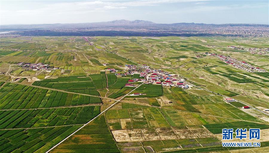 （壯麗70年·奮斗新時(shí)代——共和國(guó)發(fā)展成就巡禮·圖文互動(dòng)）（1）生態(tài)美、百姓富——品讀嶄新“寧夏畫(huà)卷”